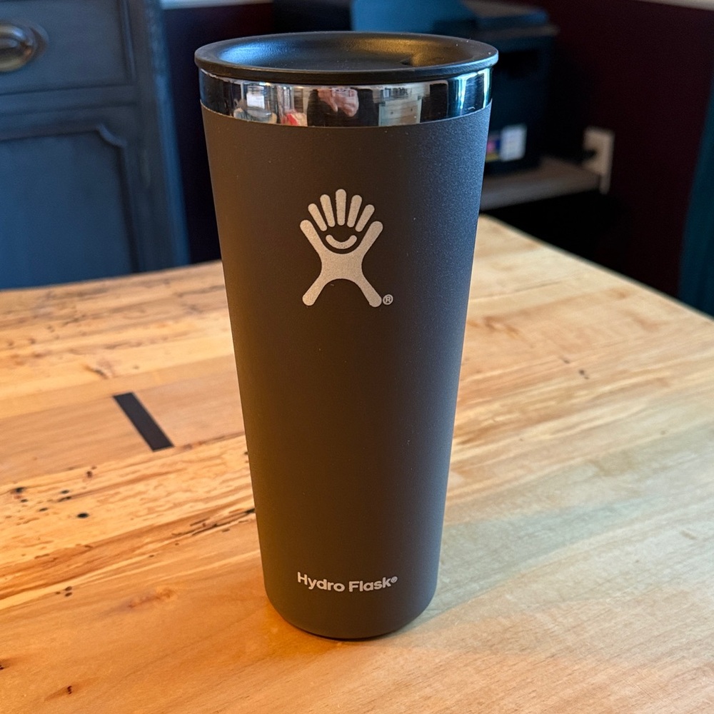 Hydro Flask Matte Black Tumbler